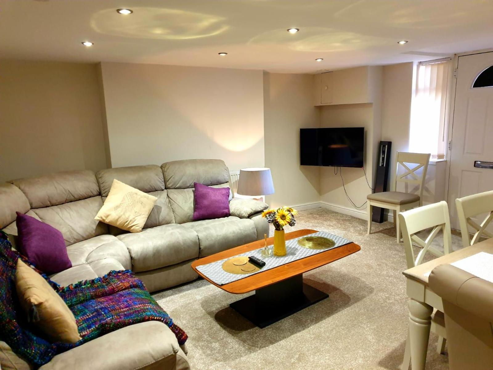 Elegant 2 Bed Apartment In Manchester Buitenkant foto